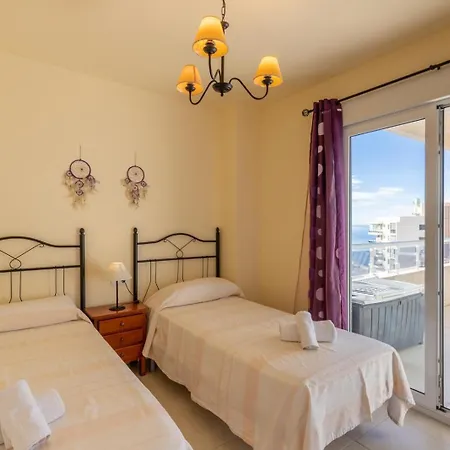 Apolo Xviii 57 - Grupo Turis * קלפה